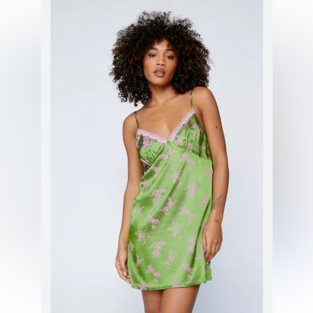 Nasty Gal Pink And Green Satin Floral Lace Nightie Slip Dress Size 6‎